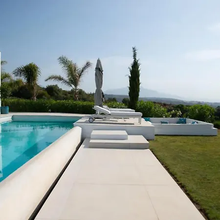 Villa Super Lujo Y Privacidad En Un Entorno Idilico