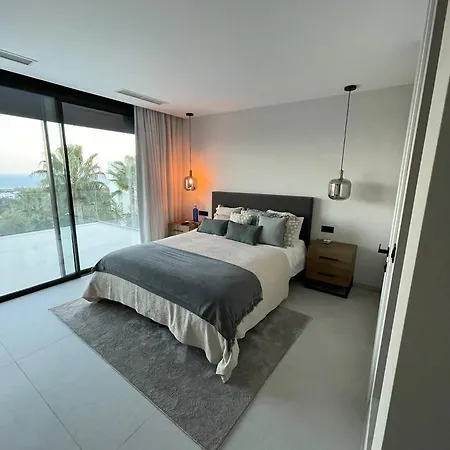 Villa Super Lujo Y Privacidad En Un Entorno Idilico