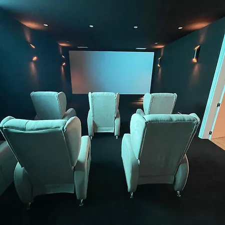 Villa Super Lujo Y Privacidad En Un Entorno Idilico Estepona