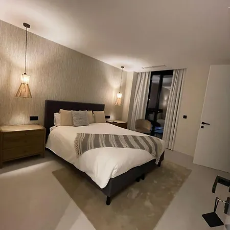 Villa Super Lujo Y Privacidad En Un Entorno Idilico Estepona