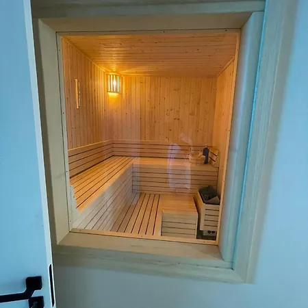 Super Lujo Y Privacidad En Un Entorno Idilico Estepona