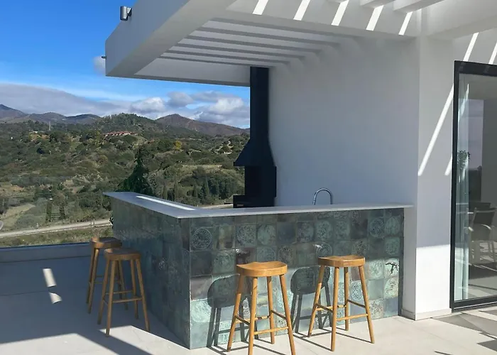 Villa Super Lujo Y Privacidad En Un Entorno Idilico Estepona