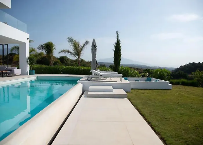 Villa Super Lujo Y Privacidad En Un Entorno Idilico