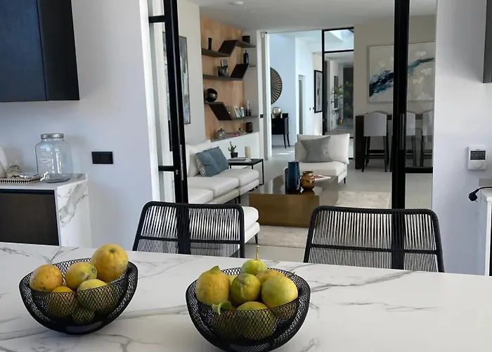 Villa Super Lujo Y Privacidad En Un Entorno Idilico