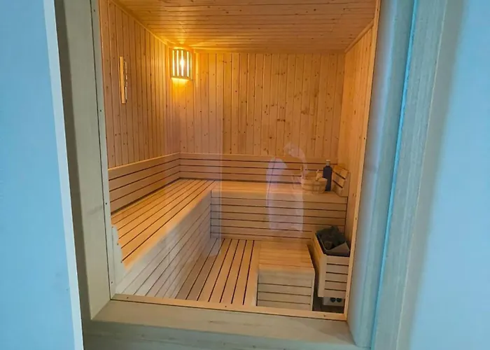 Super Lujo Y Privacidad En Un Entorno Idilico Estepona